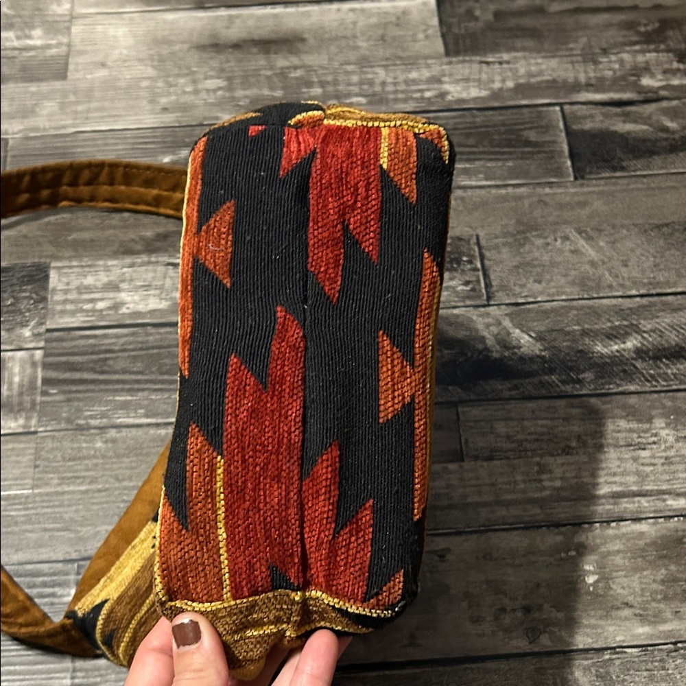 Bundle for a discount!!!!
Boho Chic Bag in Brown and Multicolor - Picture 3 of 7